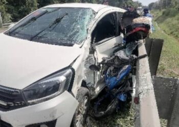 KEADAAN kemalangan membabitkan sebuah motosikal dan sebuah kereta di Kilometer 17, Jalan Kuala Pilah-Simpang Pertang, berhampiran Kampung Air Bong, Jempol petang tadi.