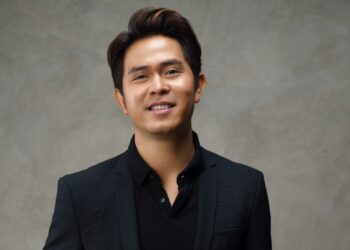 Cakra Khan