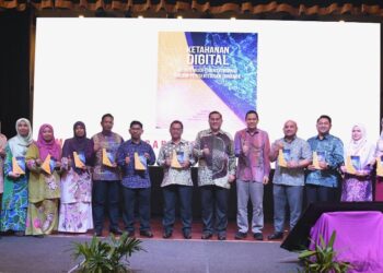 SEBANYAK 35 agensi di bawah Kementerian Pendidikan Tinggi, wakil kerajaan serta peneraju AI dan wakil industri menyertai Hari AI Pendidikan Tinggi 2025 di Bangi, baru-baru ini.