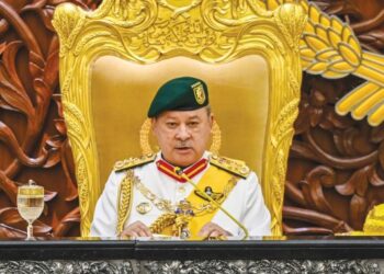 YANG di-Pertuan Agong Sultan Ibrahim merasmikan pembukaan Mesyuarat Pertama Penggal Keempat Parlimen ke-15 hari ini.