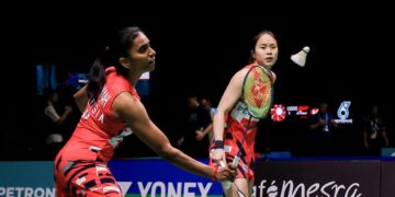 Pearly Tan dan M Thinaah masih menjadi beregu utama ke mana-mana kejohanan badminton. - UTUSAN/SHIDDIEQIIN ZON