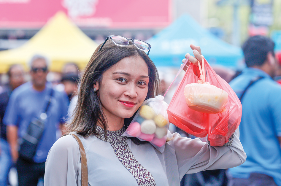 Cara elak membazir beli makanan di bazar Ramadan