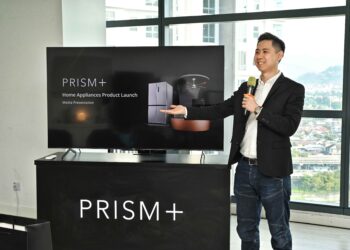 Eric Kam memperkenalkan dua produk baharu PRISM+.