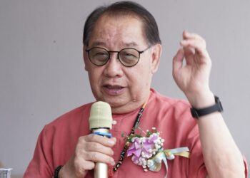 JEFFREY Kitingan ditemui selepas Majlis Perasmian Pejabat Bahagian STAR Luyang, Kota Kinabalu, Sabah.