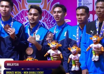 BEREGU lelaki Malaysia gagal pertahan pingat emas yang dimenangi mereka di Kuala Lumpur pada edisi 2024, selepas sekadar meraih gangsa pada Piala Dunia Sepak Takraw 2025 di Bihar, India. - Ihsan Warisan Takraw.My