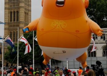 BELON Trump Baby bakal dipamerkan di Muzium London. - AFP 