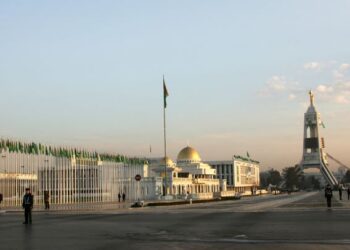 ASHGABAT
disenaraikan
sebagai bandar
paling mahal di
dunia. – AFP