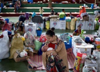 HASRAT membaiki kehidupan ke arah lebih baik menyebabkan banyak wanita Filipina memilih berhijrah ke luar negara untuk bekerja. - AFP