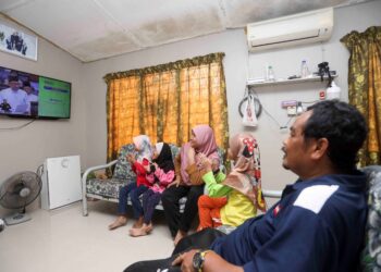 Berdasarkan data dipamerkan SKMM, purata setiap bulan hampir 10,000 pelanggan di seluruh negara menamatkan perkhidmatan siaran televisyen berbayar sepanjang tahun lalu. – UTUSAN/FAISOL MUSTAFA