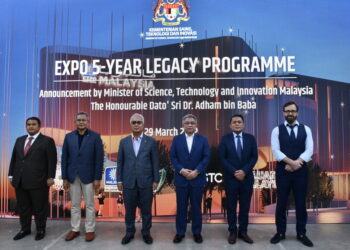 MENTERI Sains, Teknologi dan Inovasi, Datuk Seri Dr. Adham Baba (empat dari kiri) mengumumkan penyertaan Malaysia dalam program 5 Year Legacy Ekspo 2020 Dubai, kelmarin.