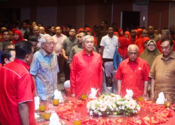 AHMAD ZAHID Hamidi ketika menghadiri Majlis Pengenalan Calon UMNO Pulau Pinang sempena pemilihan UMNO di Bayan Lepas, Pulau Pinang malam ini.