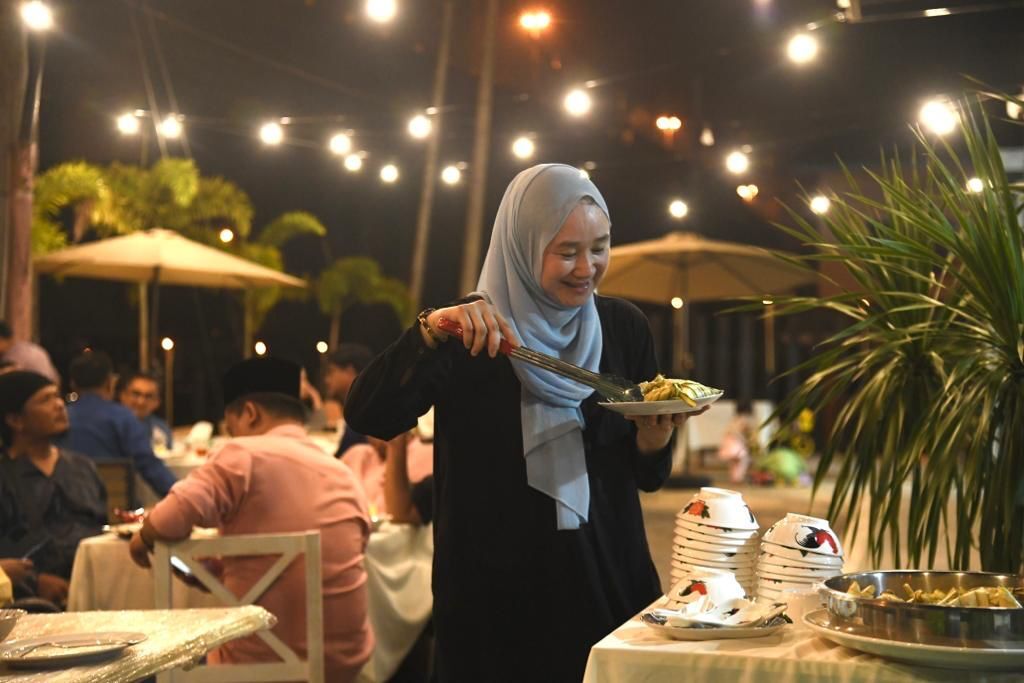 Rumah terbuka Aidilfitri suasana kampung di The Bunker Cafe