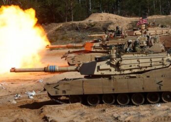 AMERIKA Syarikat akan menghantar kereta kebal tempur M1 Abrams ke Ukraine.-AGENSI