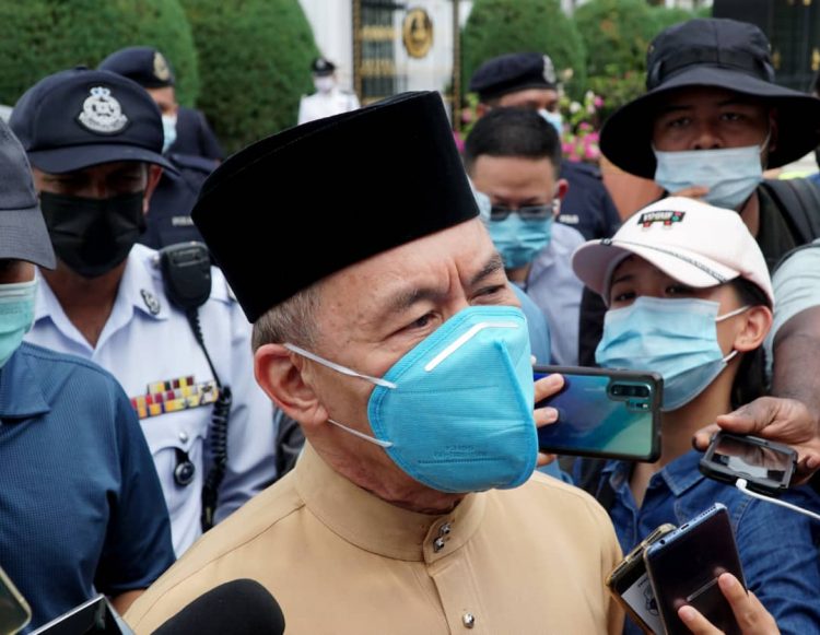 Sultan Nazrin nasihat cari formula terbaik selesai krisis ...