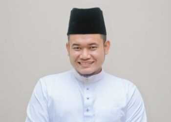 AHMAD MARZUKI SHARI'AT