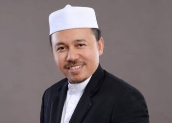 AHMAD YAHAYA