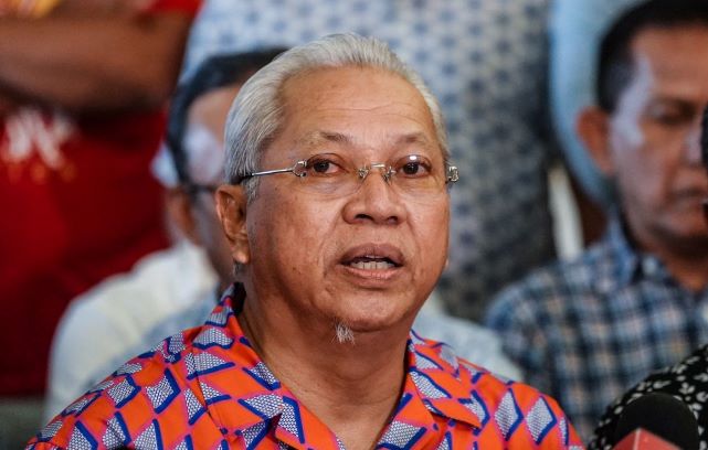 Annuar Minta AJK UMNO Ketereh Tidak Tinggal Parti