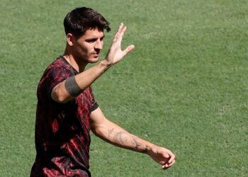 ALVARO Morata mendedahkan isteri dan anak-anaknya diganggu sepanjang Euro 2020. - AFP