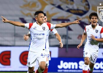 ARIF Aiman Hanapi meraikan gol pembukaan JDT ketika menentang UiTM FC di Stadium UiTM Shah Alam hari ini. - IHSAN JOHOR SOUTHERN TIGERS