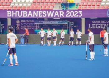 PASUKAN Malaysia menjalani latihan akhir di Stadium Hoki Kalinga, Bhubaneswar, India semalam dalam persiapan menghadapi New Zealand pada perlawanan terakhir Kumpulan C, Piala Dunia 2023 hari ini. –UTUSAN/FARIZ RUSADIO