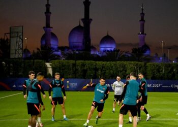 PEMAIN Chelsea melakukan persiapan akhir untuk memburu trofi Piala Dunia Kelab buat kali pertama apabila berdepan Palmeiras di Abu Dhabi esok.