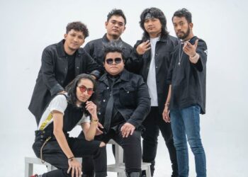 FLOOR 88 mengintai pasaran Indonesia menerusi kelahiran album pertama.