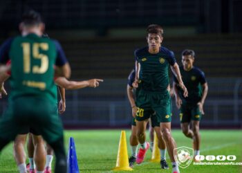 FADZRUL Danel Nizam menjalani latihan bersama Kedah menjelang aksi menentang Kuala Lumpur City esok. –  IHSAN KEDAH FC