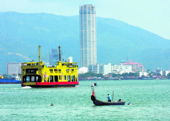 PERKHIDMATAN feri di Pulau Pinang tergendala sehingga esok berikutan masalah teknikal pada enjin feri.