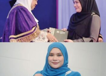 Nora menerima skrol Diploma bagi pihak anaknya, Allahyarham Muhammad Syakir Alif Johan.