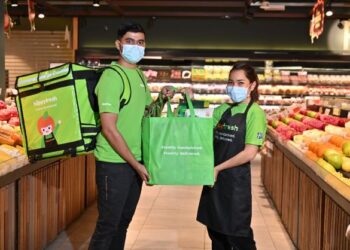 HappyFresh shopper dan rider, sedia memberikan perkhidmatan terbaik kepada pelanggan mereka.