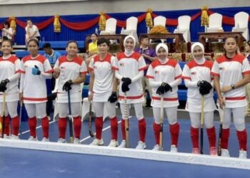 MALAYSIA bermula langkah kanan dalam saingan hoki dalam dewan wanita apabila membelasah Singapura 8-0 di Phnom Penh, Kemboja. - IHSAN MHC