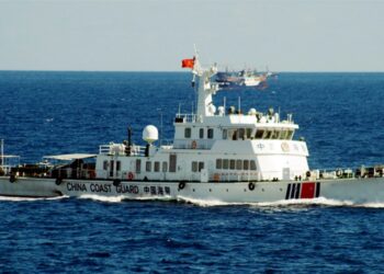 PAKATAN AUKUS ini sekali gus membuka perdebatan mengenai 
keseimbangan dan kestabilan rantau Asia Tenggara yang sedang 
berhadapan taktik diplomatik keras China di dalam menyelesaikan isu bertindih di Laut China Selatan. – AP