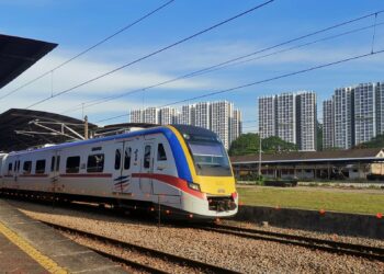 STESEN Keretapi Seremban yang terletak berhampiran dengan pembangunan Residensi Seremban Sentral akan dibangunkan semula sebagai sebuah terminal pengangkutan awam bersepadu.-UTUSAN/MOHD. SHAHJEHAN MAAMIN.