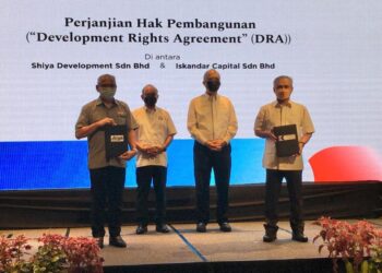 MAJLIS pertukaran dokumen perjanjian antara Shiya Development Sdn. Bhd. dengan Iskandar Capital di Iskandar Puteri di Johor.