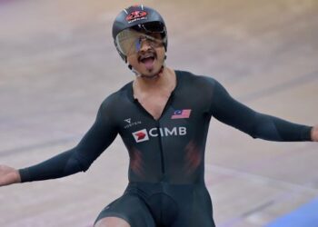 AZIZULHASNI AWANG