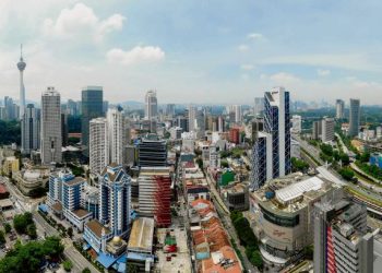 Sebagai negara berpenduduk sederhana, syarikat-syarikat Malaysia memerlukan pasaran yang lebih luas untuk berkembang. - GAMBAR HIASAN