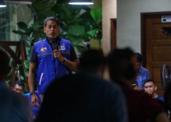 KHAIRY Jamaluddin pada Ceramah Kata Janji KJ di Kampung Paya Jaras Dalam, di Sungai Buloh, malam tadi.