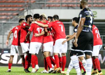 PEMAIN Kuala Lumpur City meraikan jaringan ketika menumpaskan Sri Pahang FC dalam aksi Piala Malaysia di Stadium Bola Sepak Kuala Lumpur, Cheras kelmarin. - IHSAN KL CITY FC