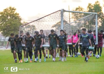 PASUKAN Kedah melakukan persiapan terbaik untuk melayani kunjungan Melaka United dalam perlawanan kedua Piala Malaysia di Stadium Darul Aman malam ini. - IHSAN KDA FC