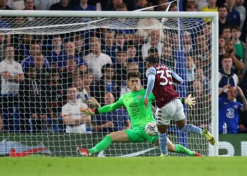 KEPA Arrizabalaga sekali lagi cemerlang dalam situasi sepakan penalti ketika membantu Chelsea menyingkirkan Aston Villa pada pusingan ketiga Piala Liga awal pagi tadi.