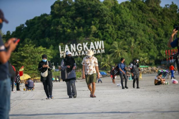 Projek Rintis Gelembung Pelancongan Langkawi Berjaya