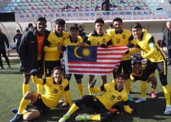 PEMAIN Malaysia meraikan kejayaan melayakkan diri ke pusingan akhir Piala Asia Bawah 23 di Uzbekistan tahun depan selepas seri 0-0 dengan Thailand dalam aksi terakhir kelayakan di Mongolia kelmarin. – IHSAN FAM