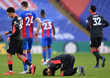 MOHAMED Salah meraikan jaringan ketujuh Liverpool ketika menumpaskan Crystal Palace 7-0 dalam aksi Liga Perdana Inggeris di Selhurst Park, London hari ini. - AFP