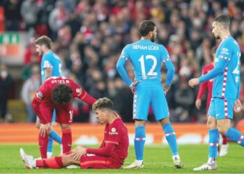 ROBERTO Firmino memberi perkhabaran buruk buat Liverpool menjelang kunjungan ke London untuk menentang West Ham hari ini.