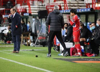 LUQMAN Hakim Shamsudin meraih penampilan sulung dalam Liga Pro Belgium semalam. - IHSAN KV KORTRIJK