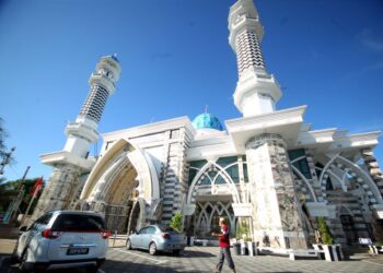 SEBANYAK 17 masjid baharu dibina di seluruh negara sepanjang tahun lepas. - GAMBAR HIASAN