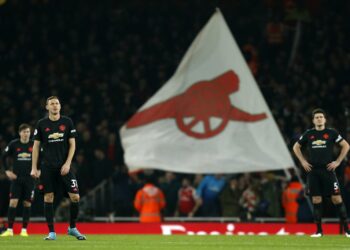 MAMPUKAH barisan pertahanan Manchester United mengekang serangan Arsenal? - AFP