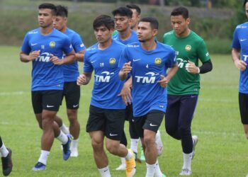 PEMAIN Malaysia sudah bersedia untuk menyahut cabaran Piala AFF yang membuka kempen hari ini selepas tiba di Singapura semalam.