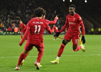 DIVOCK Origi dijangka mengetuai jentera serangan Liverpool esok.