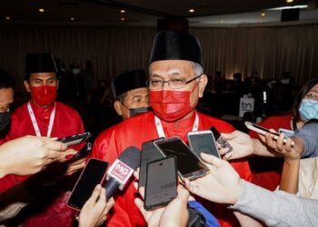 SHAMSUL Anuar Nasarah di Perhimpunan Agung UMNO 2020 di Pusat Dagangan Dunia Kuala Lumpur (WTCKL). - UTUSAN/SHIDDIEQIIN ZON